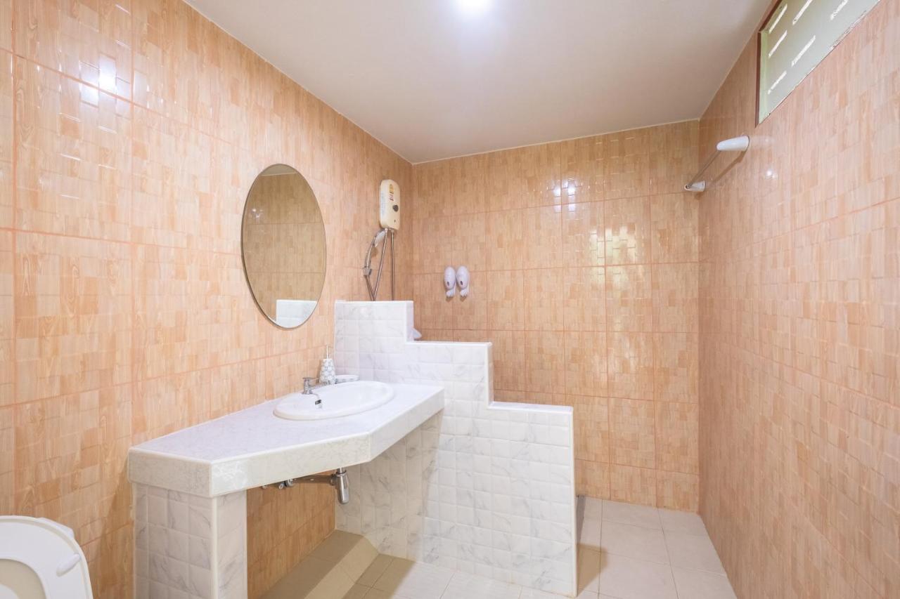 Feel Like Home แบบบ้านบ้าน Talat Amphoe Nakhon Chai Si Ngoại thất bức ảnh