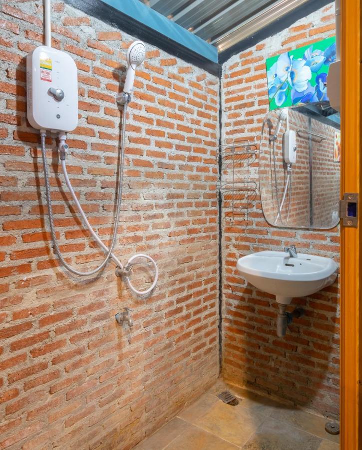 Feel Like Home แบบบ้านบ้าน Talat Amphoe Nakhon Chai Si Ngoại thất bức ảnh